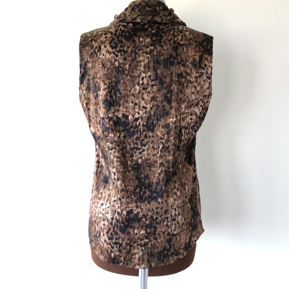 Animal Print Sleeveless Silk Blouse - Picture 3 of 6